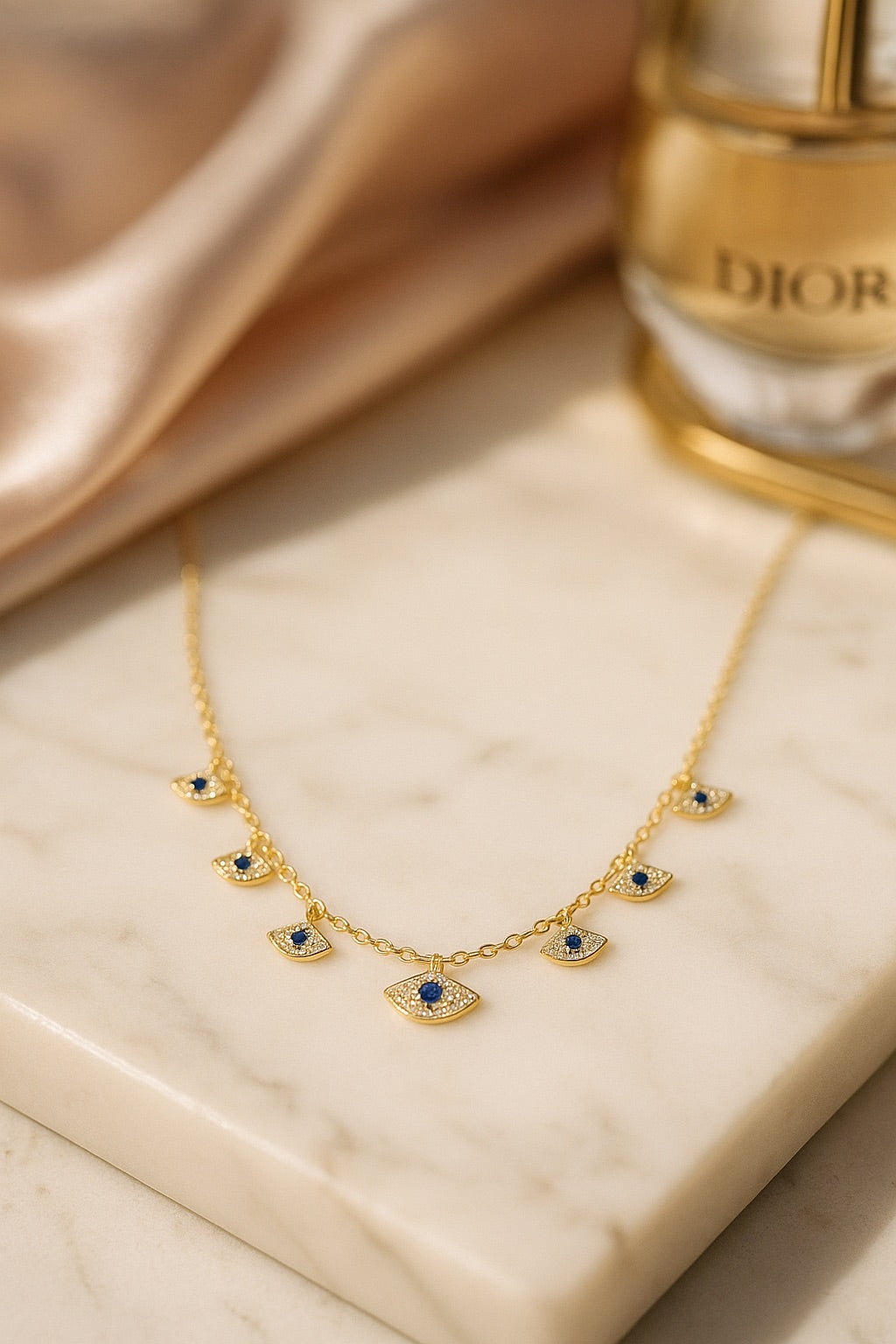 Simple & Dainty Necklace