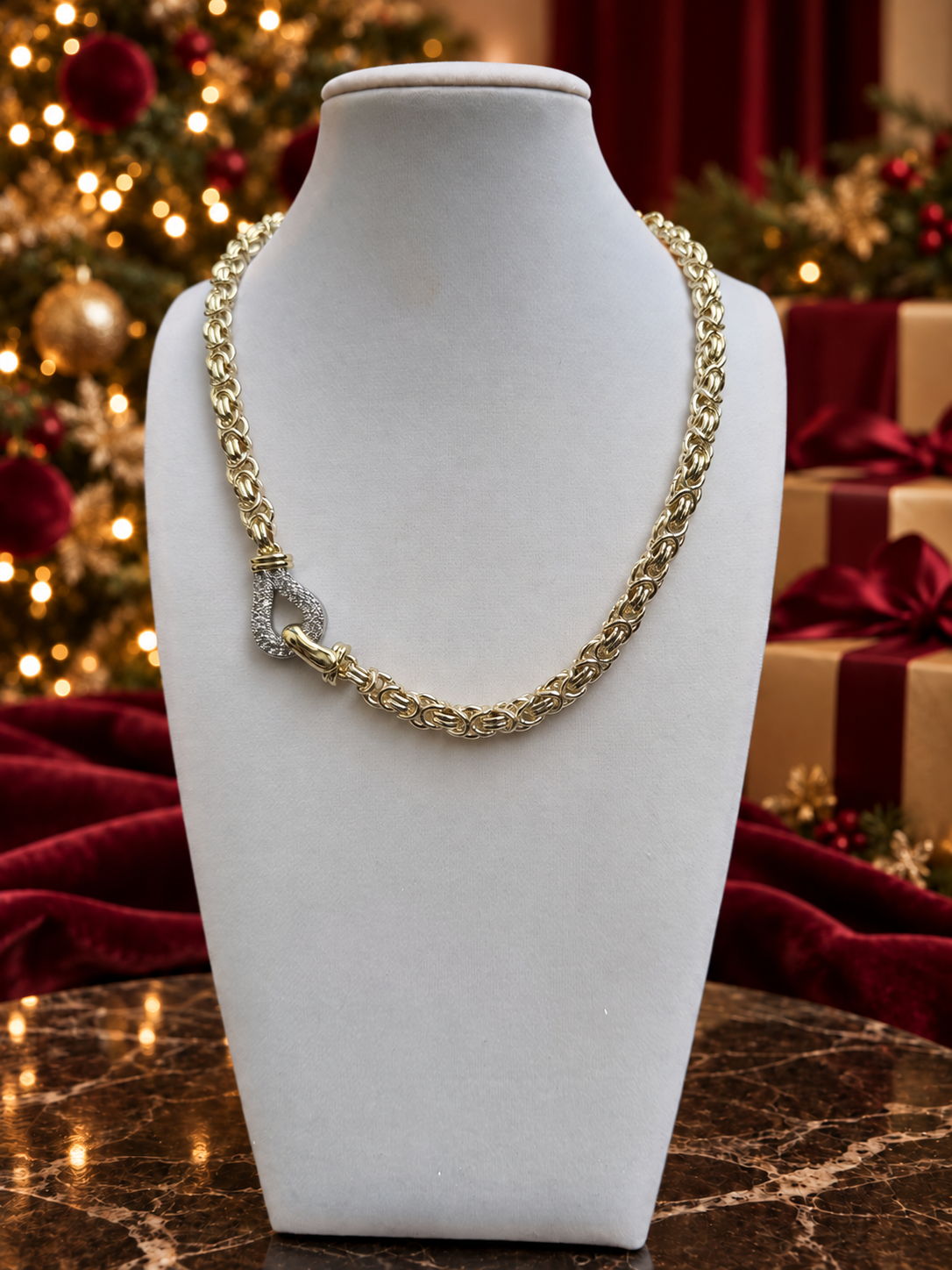 Valentina Statement Chain Necklace