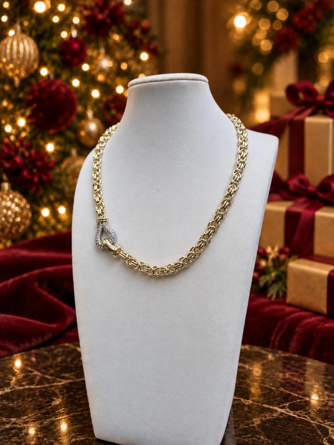 Valentina Statement Chain Necklace