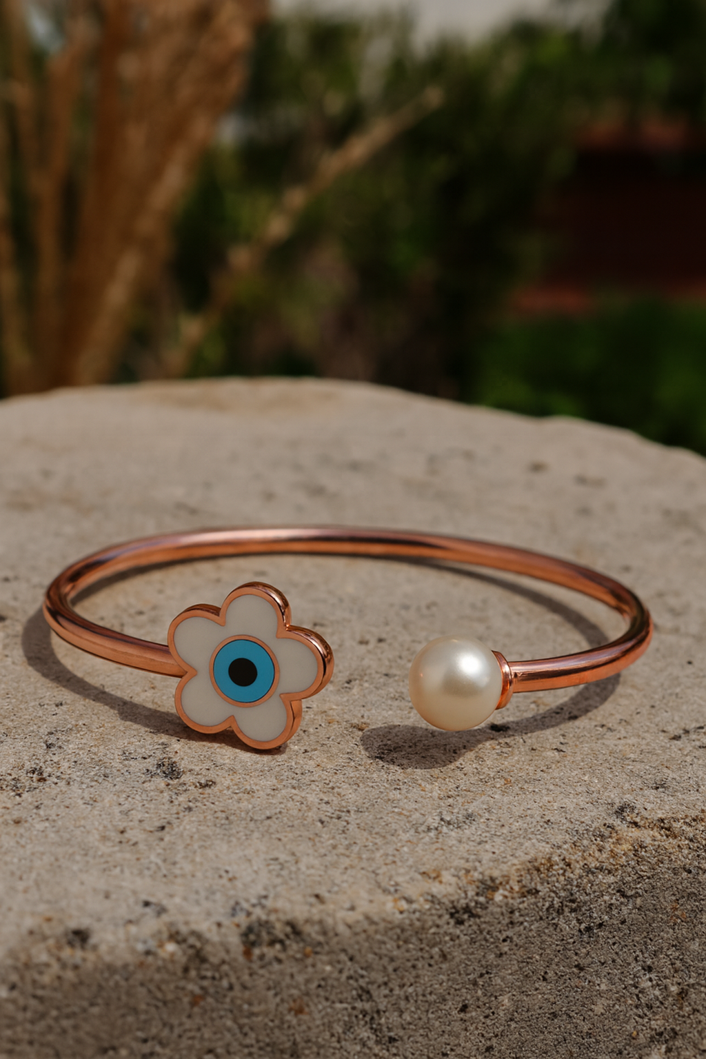 Rose Gold Flower Shaped with Artificial Pearls Bangle