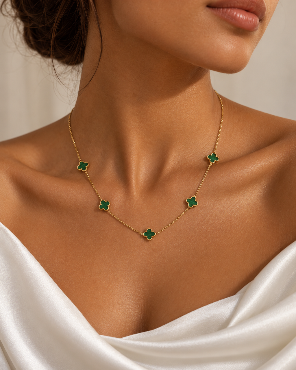Petite Vivienne Green Clover Necklace