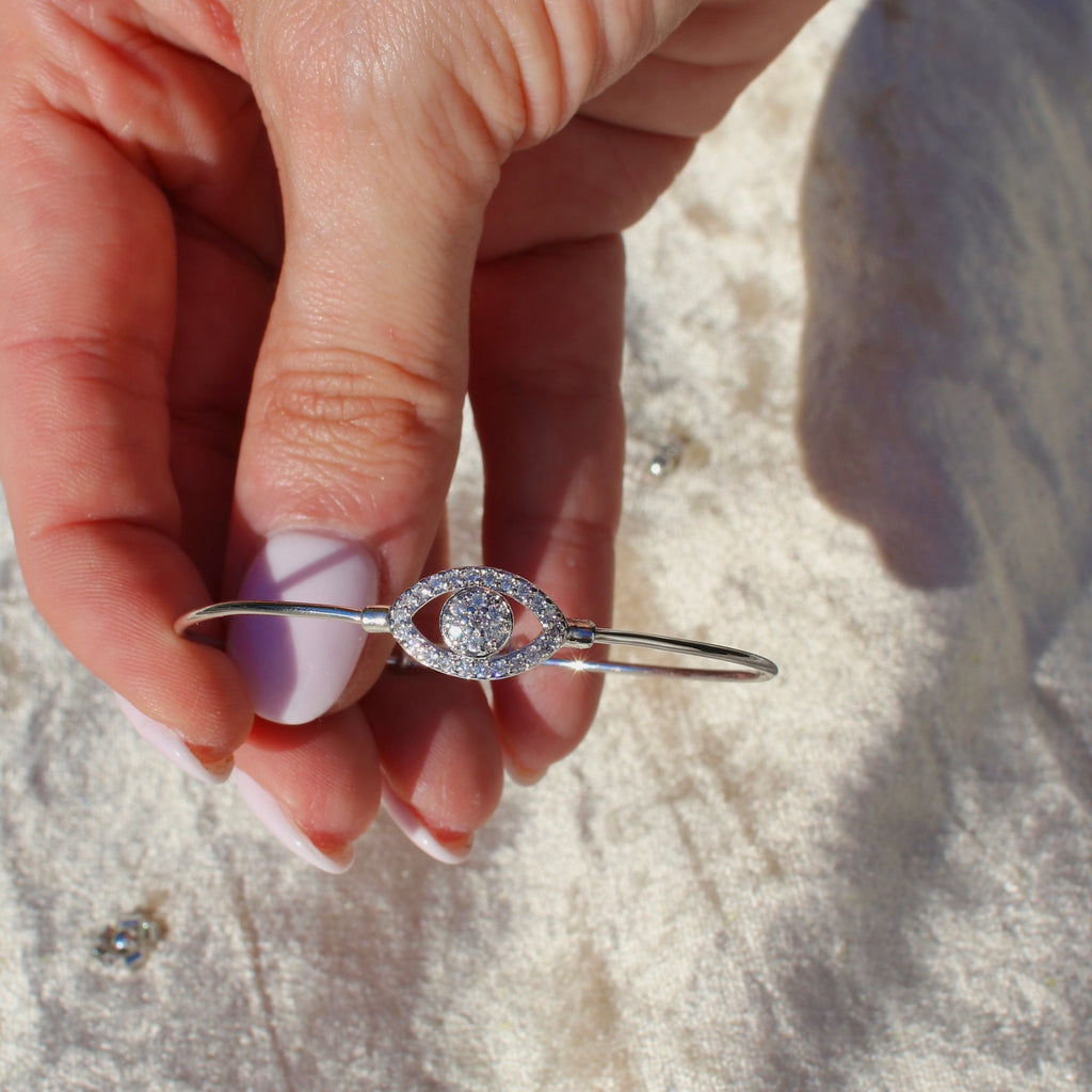 Apple of My Eye Adjustable Bracelet